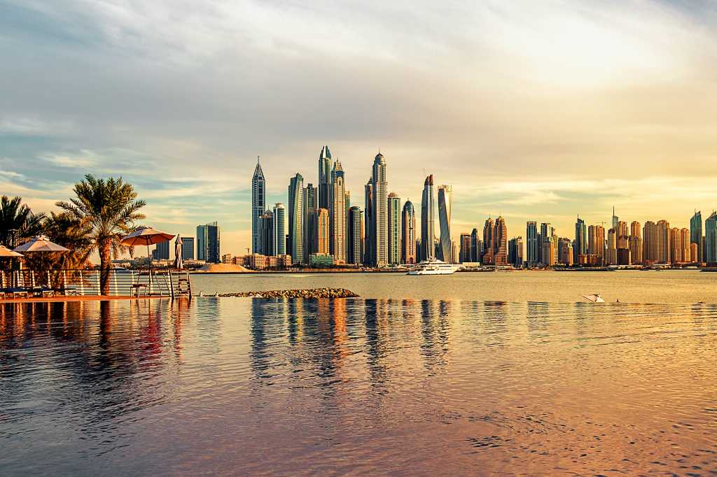 CIO | Middle East  >  UAE / United Arab Emirates  >  Dubai  >  Cityscape / skyline / Dubai Marina