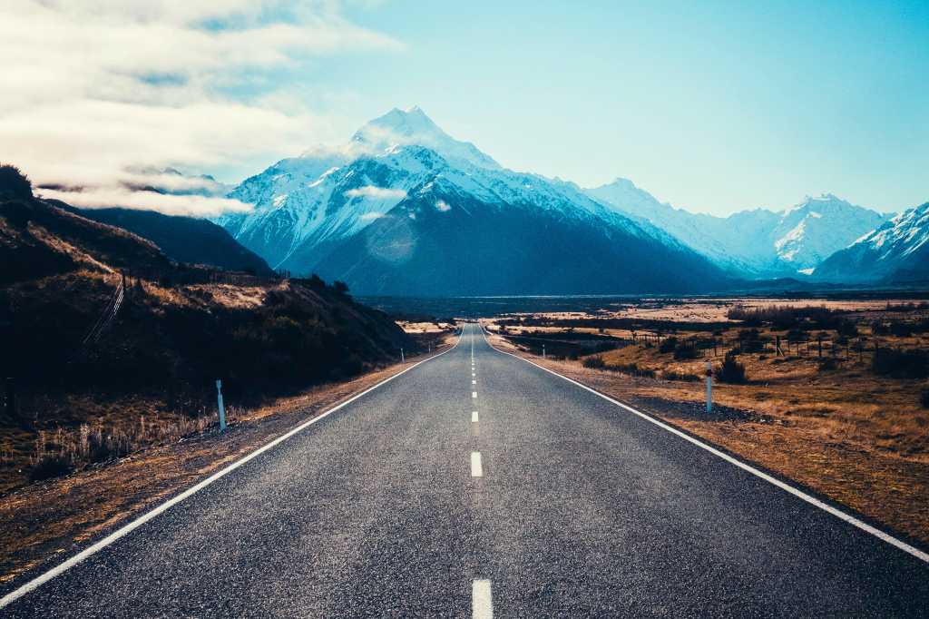 New Zealand  >  South Island  >  Aoraki / Mount Cook / Southern Alps / highest mountain in NZ